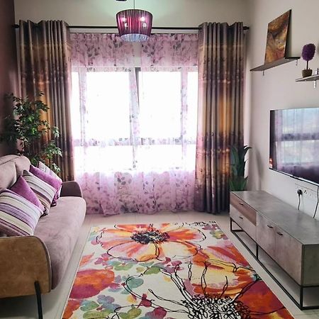 Ferienwohnung Te Amo Gandaria Bangi Pool View Netflix Full Aircond Bandar Baru Bangi Exterior foto